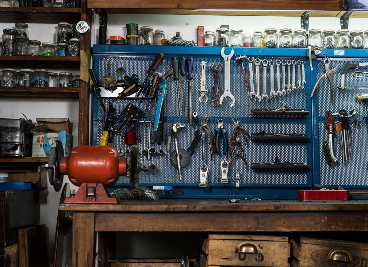 Hardware Stores